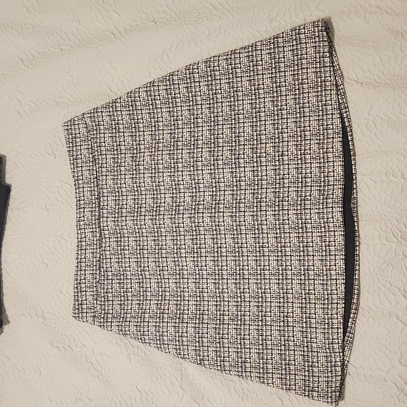 Express Tweed Skirt - Size 4 - Picture 1 of 2